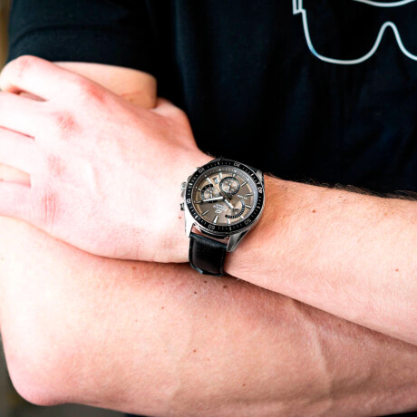 Reloj Edifice Efr552L-5Avudf En Cuero Marron 0