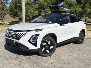 Omoda 5 Premium HEV 1.5 CVT Extra Full | Permuta / Financia Omoda 5 Premium HEV 1.5 CVT Extra Full | Permuta / Financia