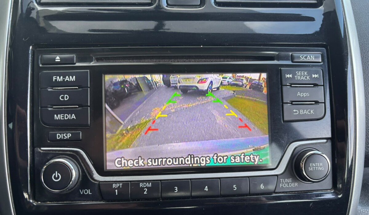 Nissan Note Advance CVT - 2014 Nissan Note Advance CVT - 2014