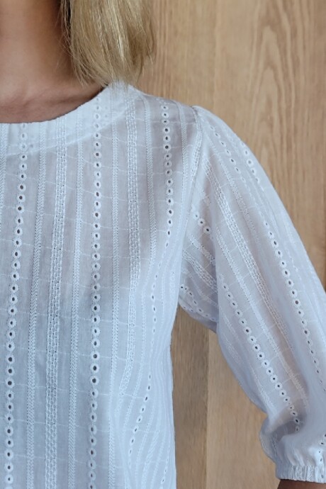 Remera Rose Broderie Blanco