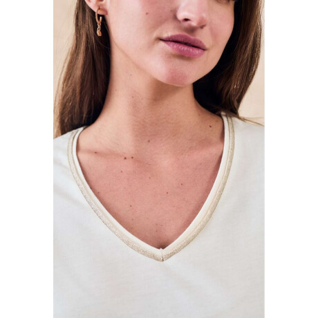 Remera Escote V Metalizado Crudo