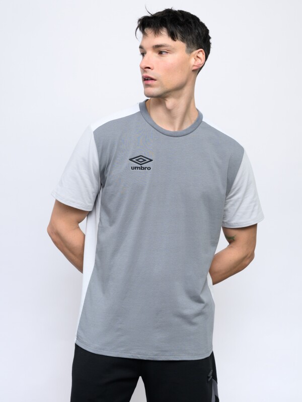REMERA CUTS Umbro Hombre 059