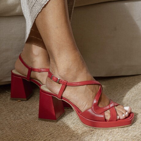 SANDALIAS CUERO AIRAS ROJO
