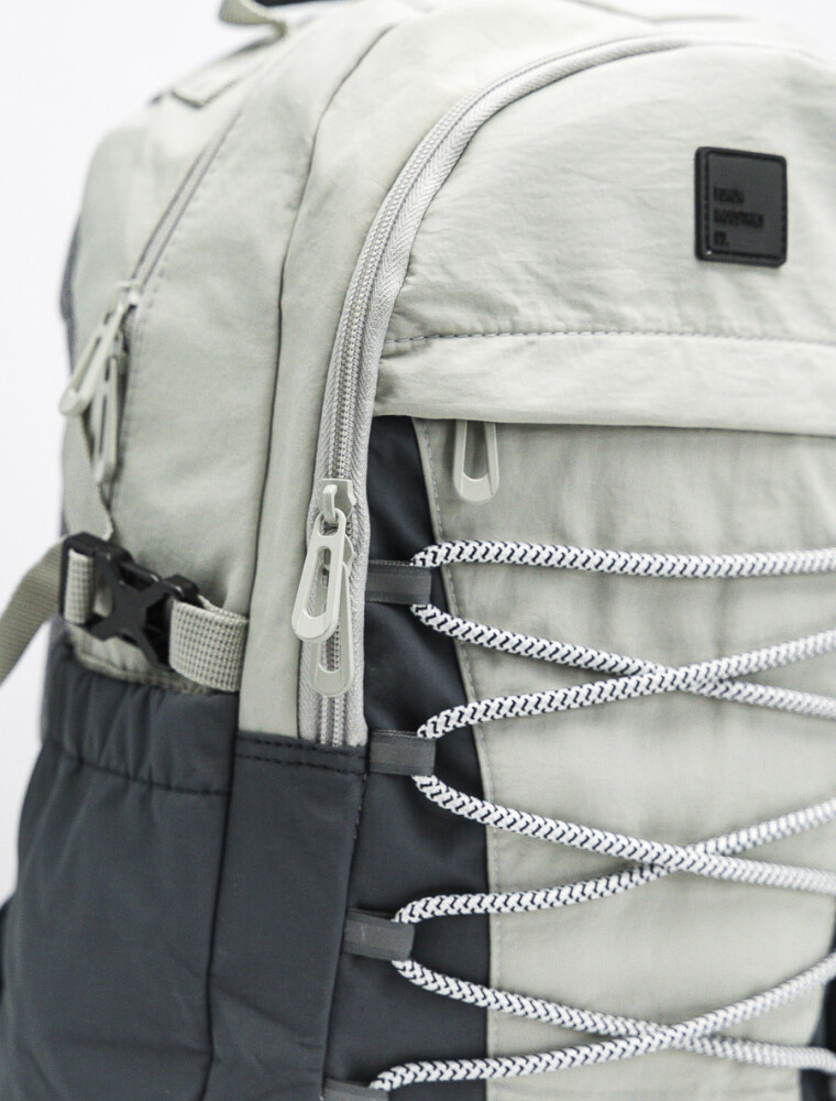 Mochila Forum Adventure Gris Claro