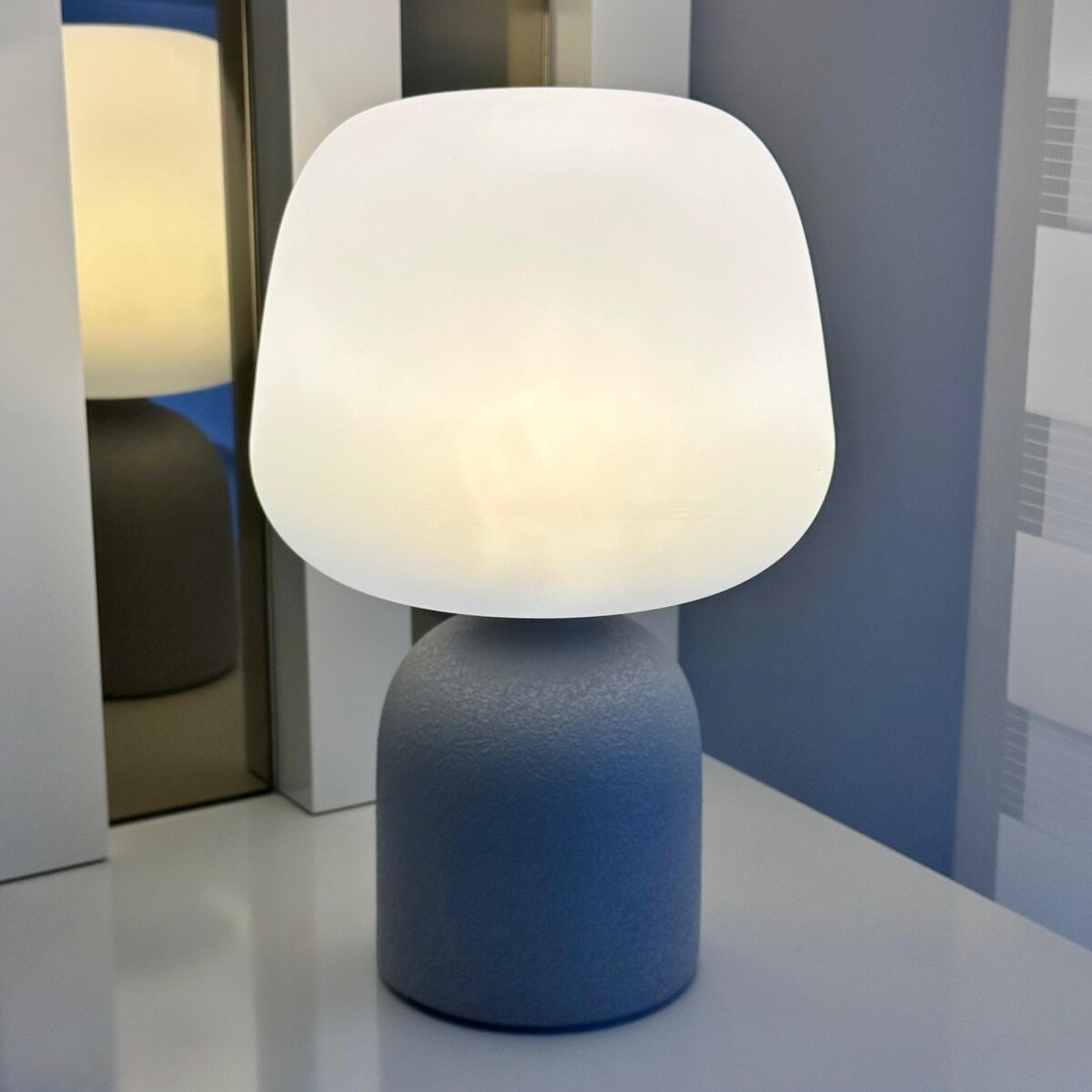 Lámpara De Mesa Gris Bubble 