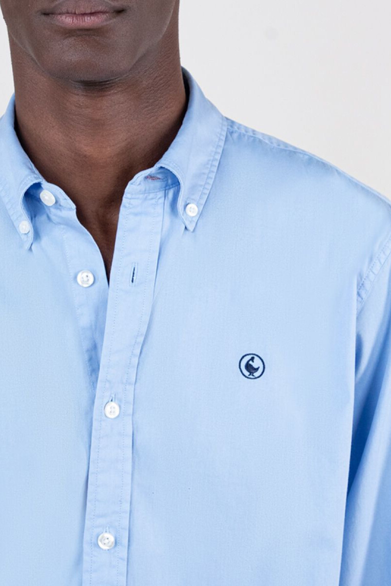 Camisa Garment Dyed Celeste