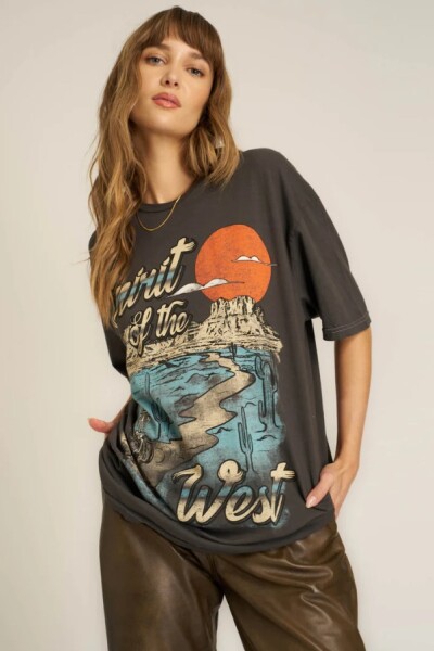 REMERA SPIRIT OF THE WEST Negro