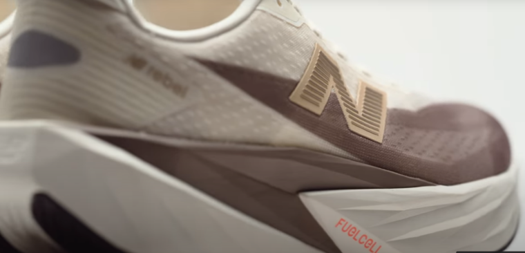 Tus nuevos championes de running: New Balance FuelCell Rebel V5