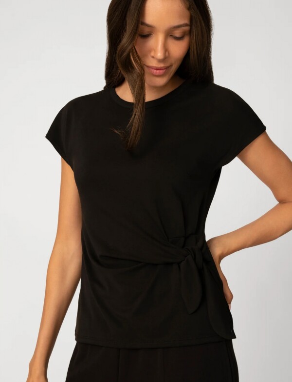 Remera Lazo Lateral NEGRO