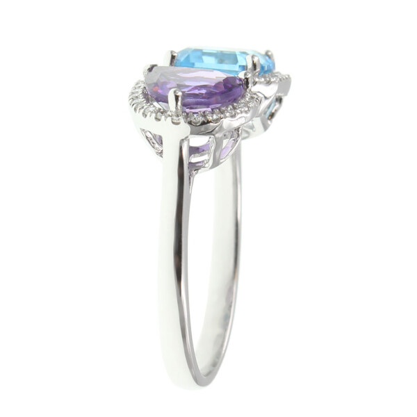 Anillo Anaí de Oro Blanco 18k con Brillantes, Topacio Azul y Amatista Anillo Anaí de Oro Blanco 18k con Brillantes, Topacio Azul y Amatista