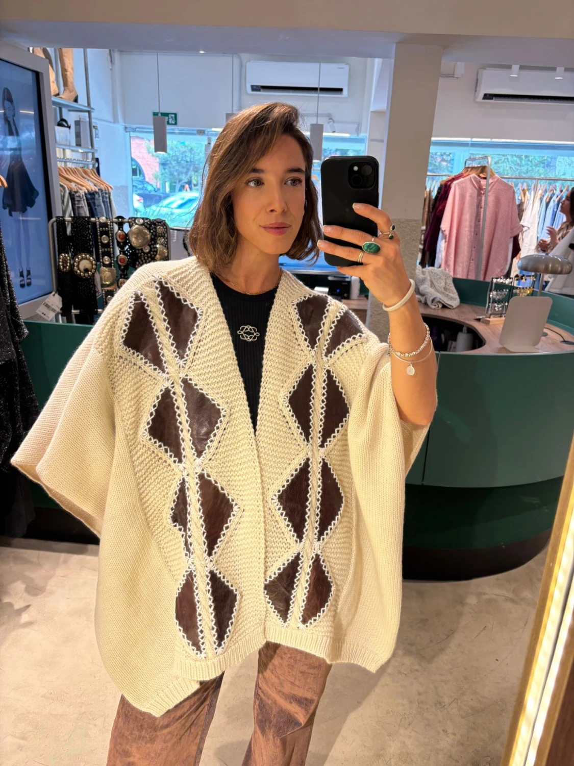 Ruana Cerezo