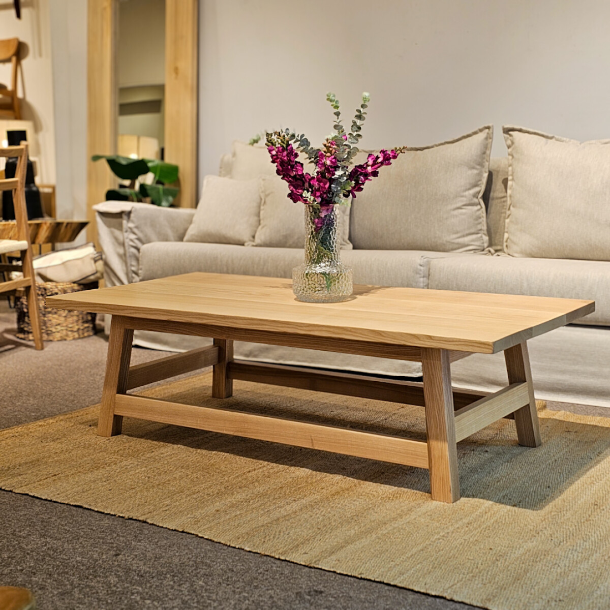 Mesa de Living Mari 140 x 70 cm en fresno 