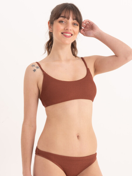 Bombacha bikini con textura Marrón