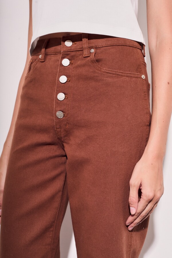 Jean Recto Botones Marron