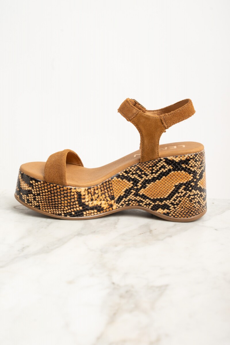 Sandalia Plataforma Gamuza Cuero Camel