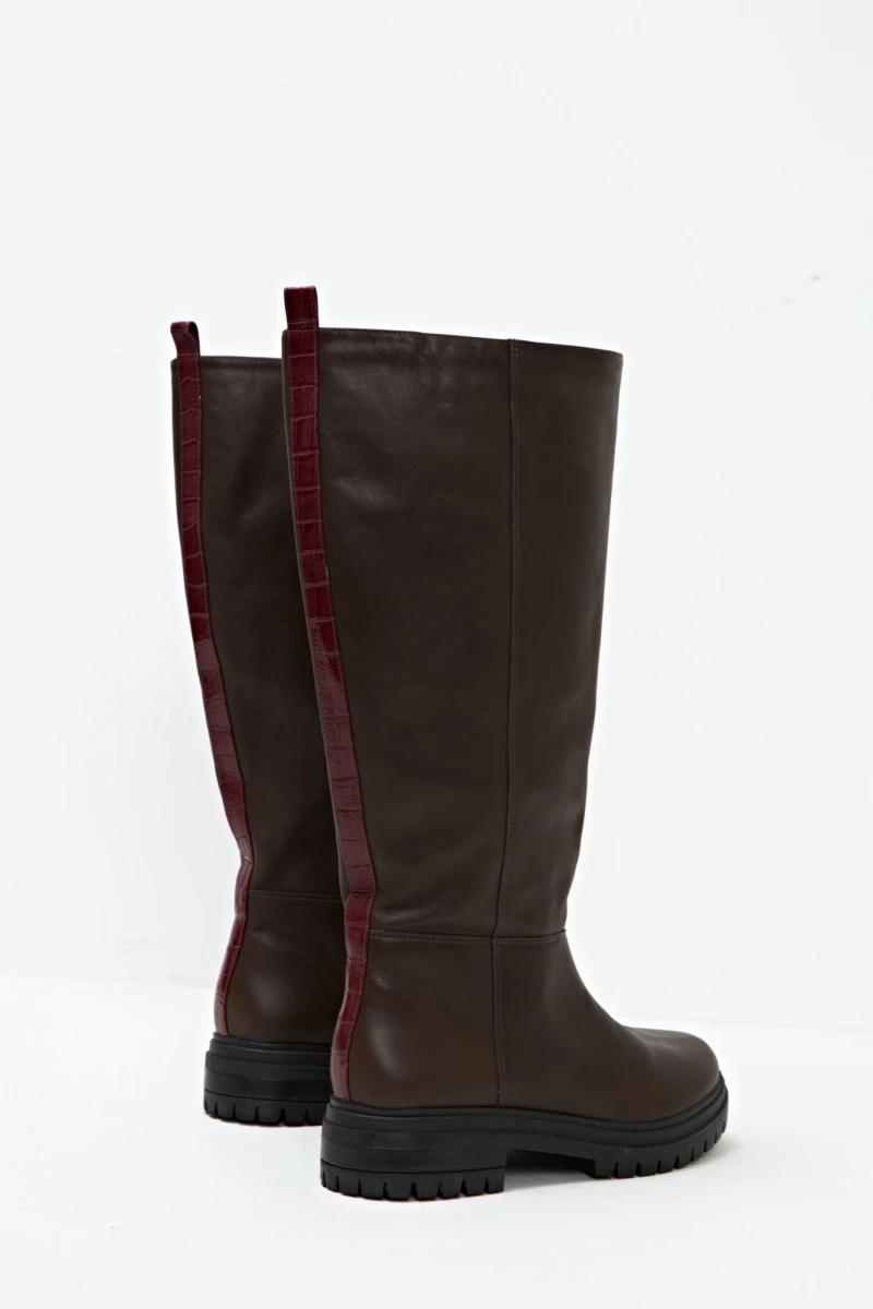 Bota caña alta Cala de cuero chocolate