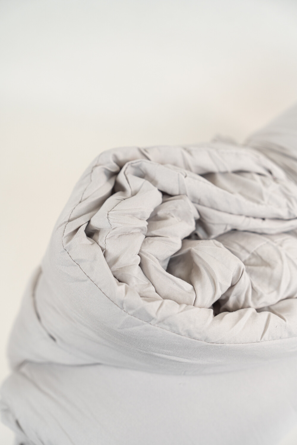 Acolchado 2 Plazas Queen Microfibra Washed Gris