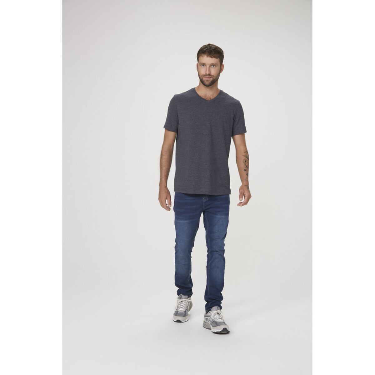 CAMISETA MM MASC - PRETO MESCLA 