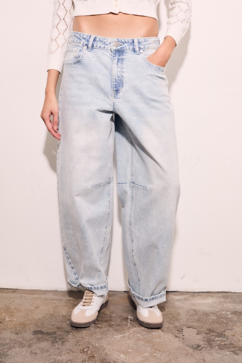 Jean Baggy Barrel Jean