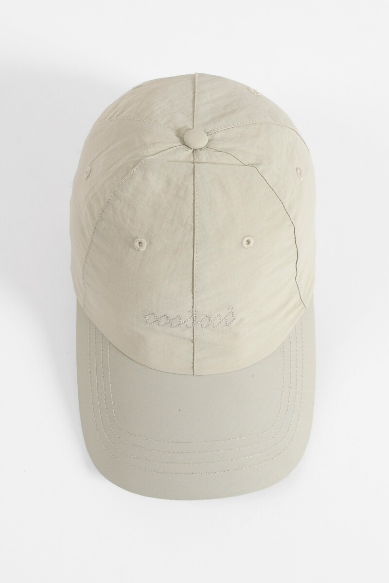 Cap waves beige