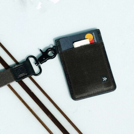 Billetera Thread Black Vertical Vertical