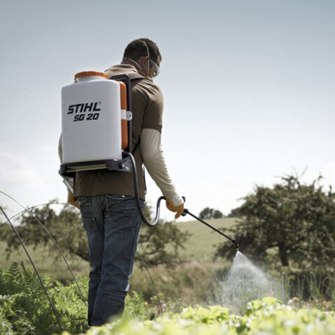 Fumigadora Manual Stihl SG-20 Cilindro de Bronce 18 litros Fumigadora Manual Stihl SG-20 Cilindro de Bronce 18 litros