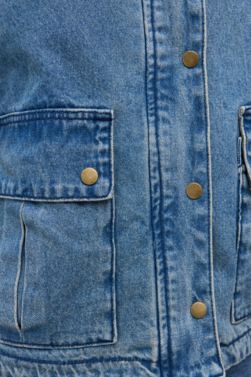 Campera de jean cuello pana jean medio