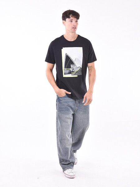 REMERA PARKOUR NEGRO
