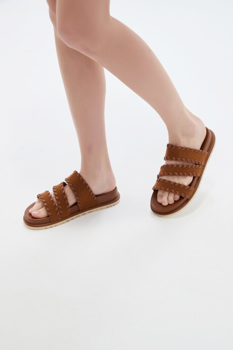 Sandalia Variel Marron