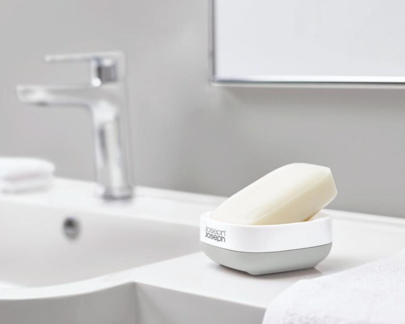 Jabonera Compacta Slim - Joseph Joseph Jabonera Compacta Slim - Joseph Joseph