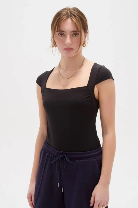 Body Pirel Negro