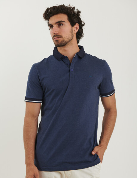 520974 REMERA HARRINGTON LABEL Azul Piedra