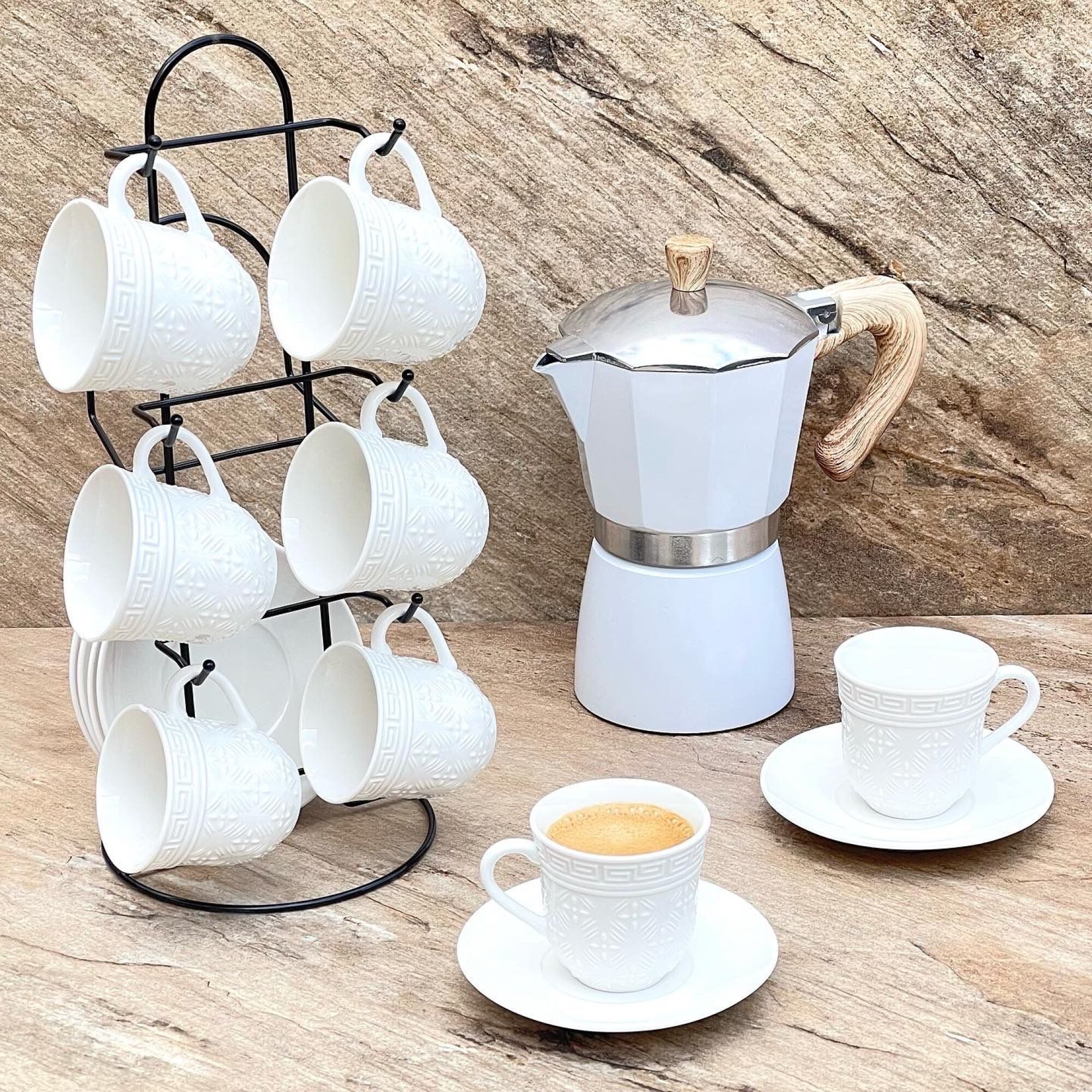 Nuoxent Juego completo de 4 tazas y platillos de cerámica, con soporte para  tazas para café, capuchi…Ver más Nuoxent Juego completo de 4 tazas y