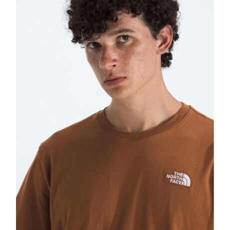 Remera Evolution Simple Dome Burnt Umber