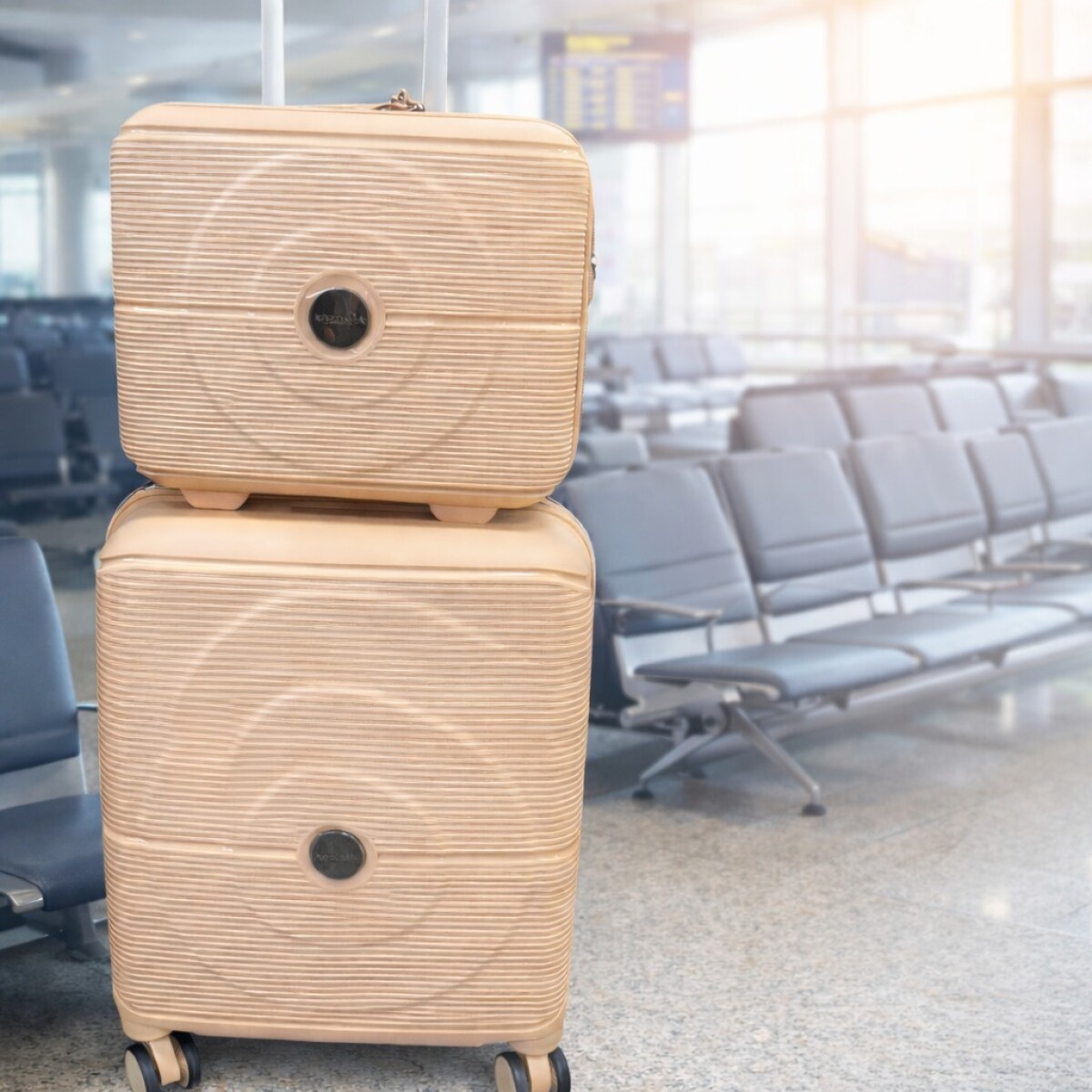 Set Valijas De Viaje Rígidas 2 Piezas Carry On 14” Y Valija 20” - Salmón Pastel 