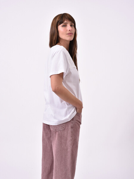 REMERA GENOVA BLANCO