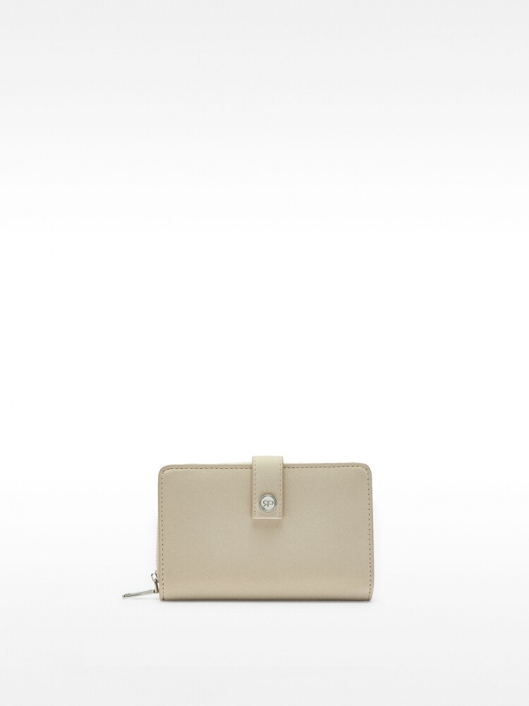 Cartera Con Textura Suave crudo