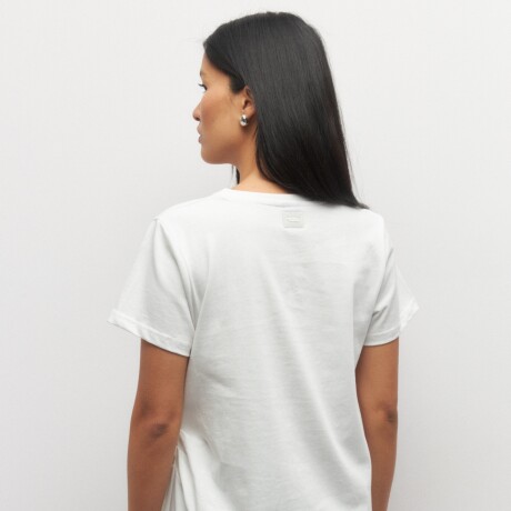 REMERA MONTAGUE Blanco