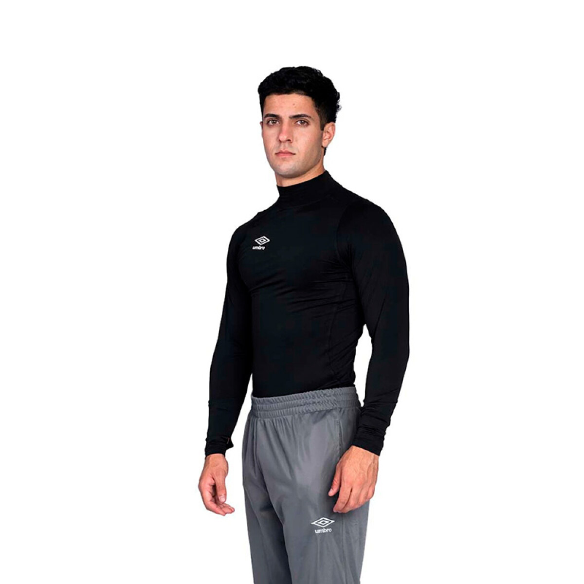 Remera Umbro Térmica de Hombre - 262538UO - Negro 
