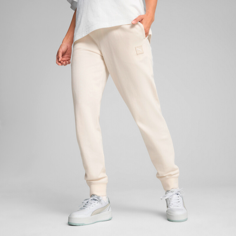 Pantalón Largo Ess Elevated Sweatpants TR Chupín de Mujer Crema