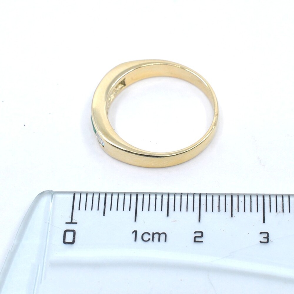 Anillo en oro 18k brillantes y esmeraldas Anillo en oro 18k brillantes y esmeraldas