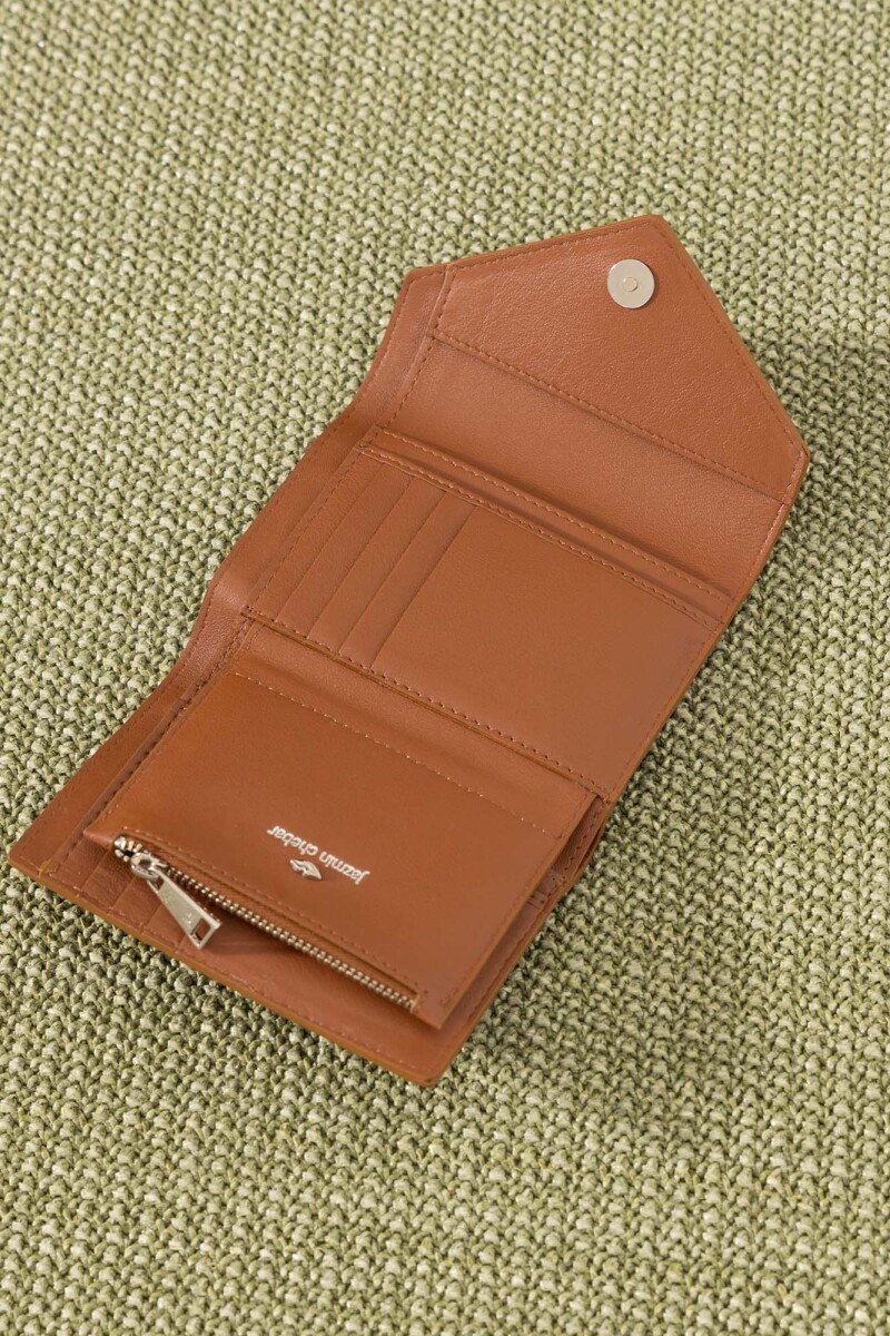 BILLETERA LIPSTICK FLAP Suela