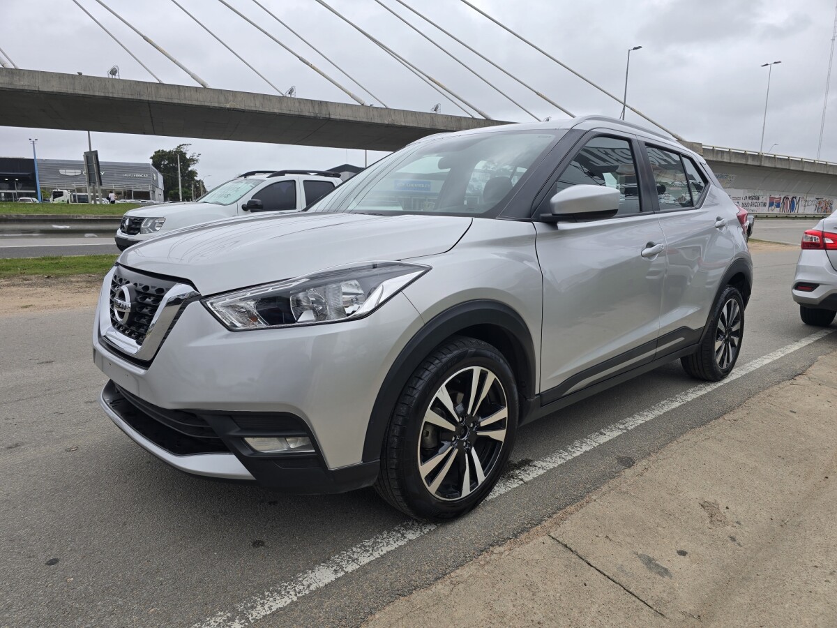 Nissan Kicks Advance EXCELENTE ESTADO! | Permuta / Financia Nissan Kicks Advance EXCELENTE ESTADO! | Permuta / Financia
