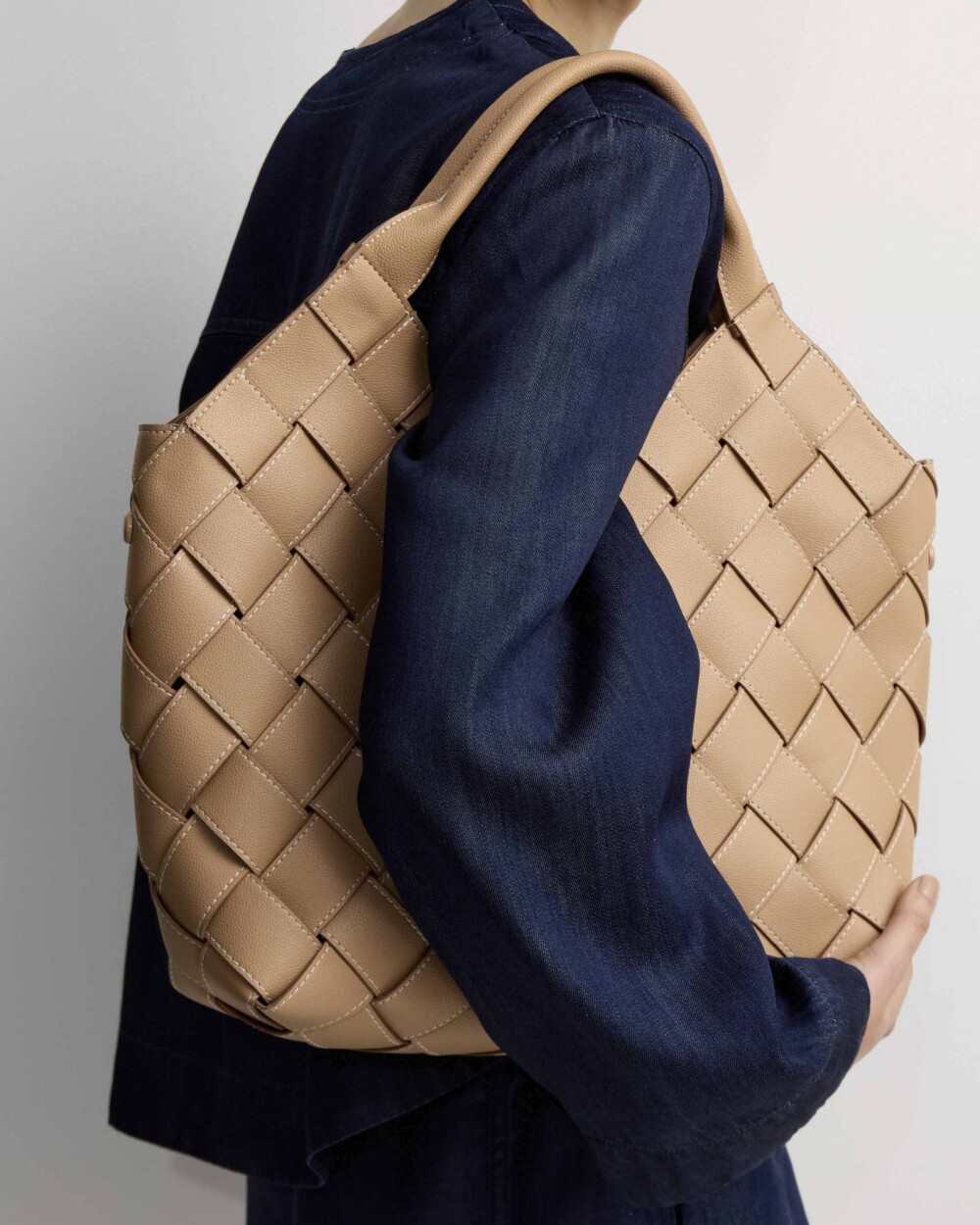 Shopper Rivera en efecto cuero graneado Camel