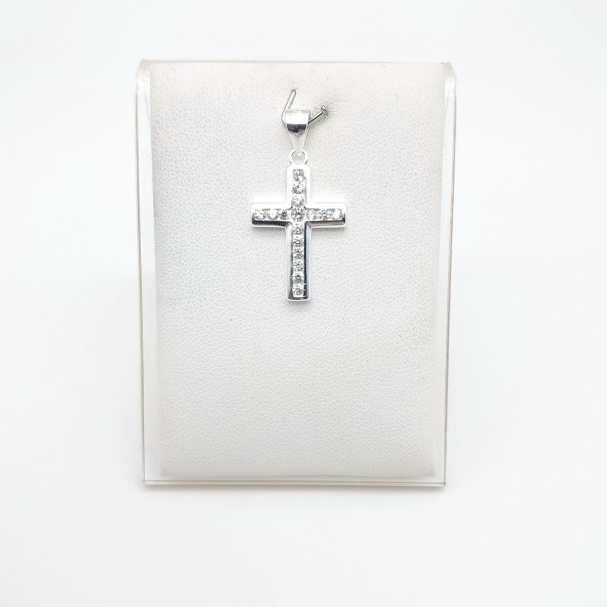 Cruz de plata 925 con circonias. 