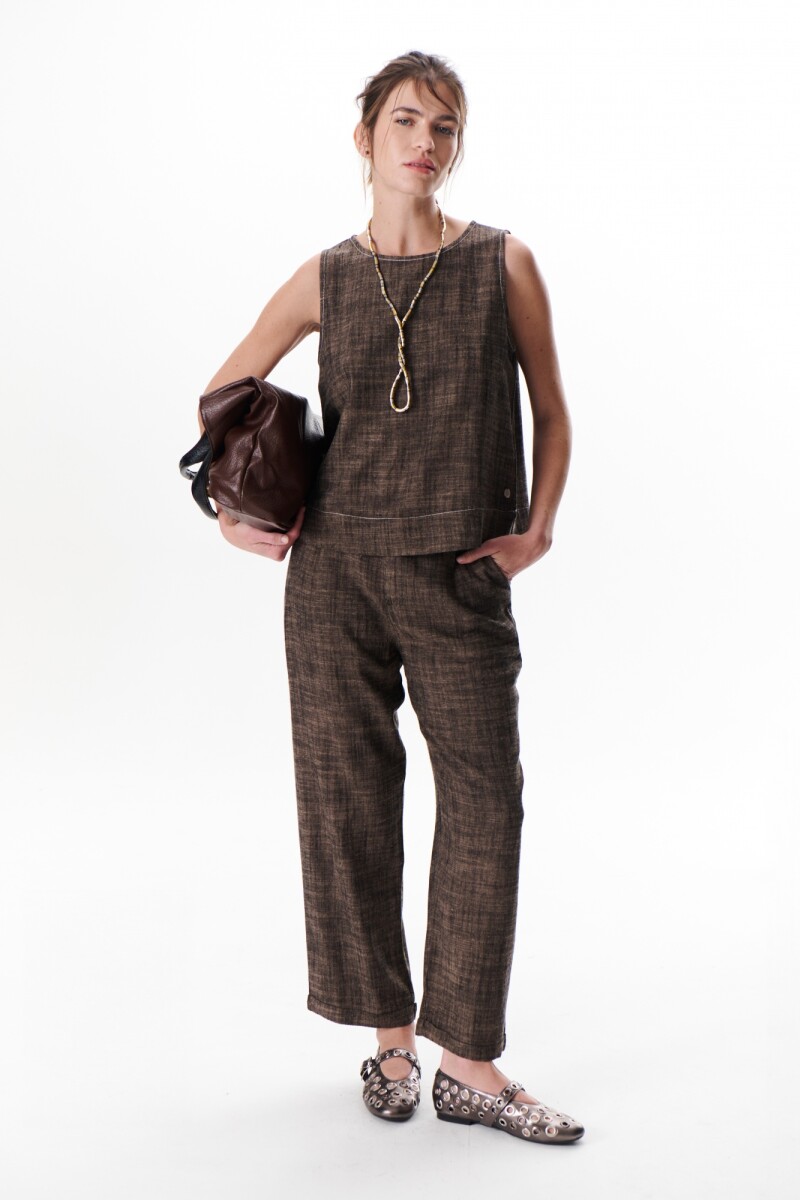 TOP MELANIE MARRON