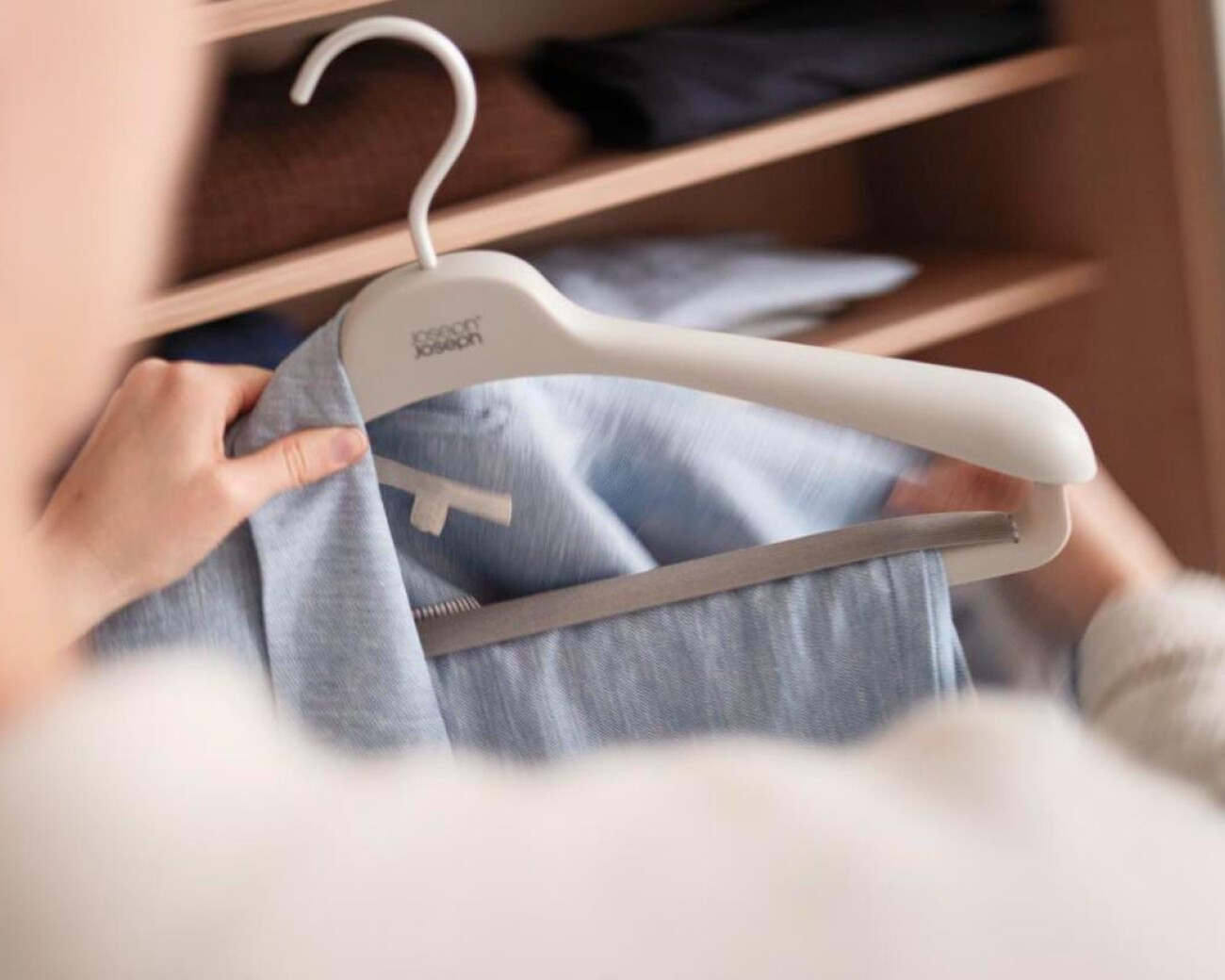 Set de Perchas para Trajes y Abrigos Orderly™ Pack x2 Joseph Joseph Set de Perchas para Trajes y Abrigos Orderly™ Pack x2 Joseph Joseph