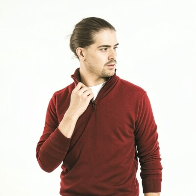 Remera con cierre Wine