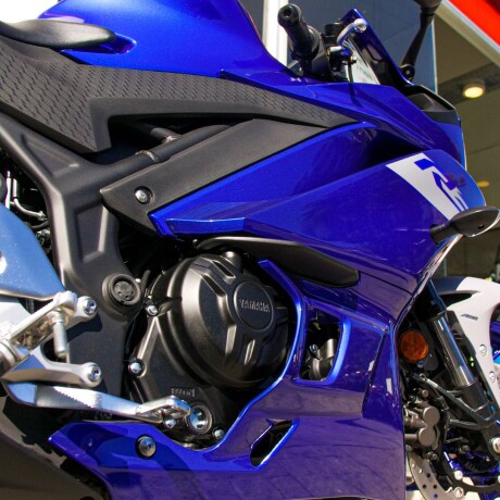 Yamaha R3 Azul