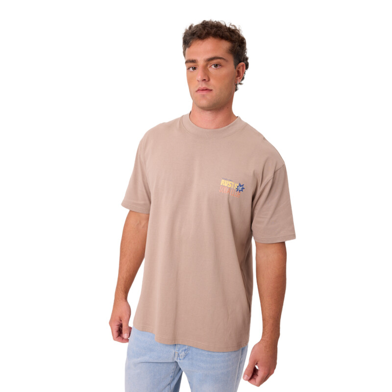 Remera Rusty Popeye - Marrón Remera Rusty Popeye - Marrón